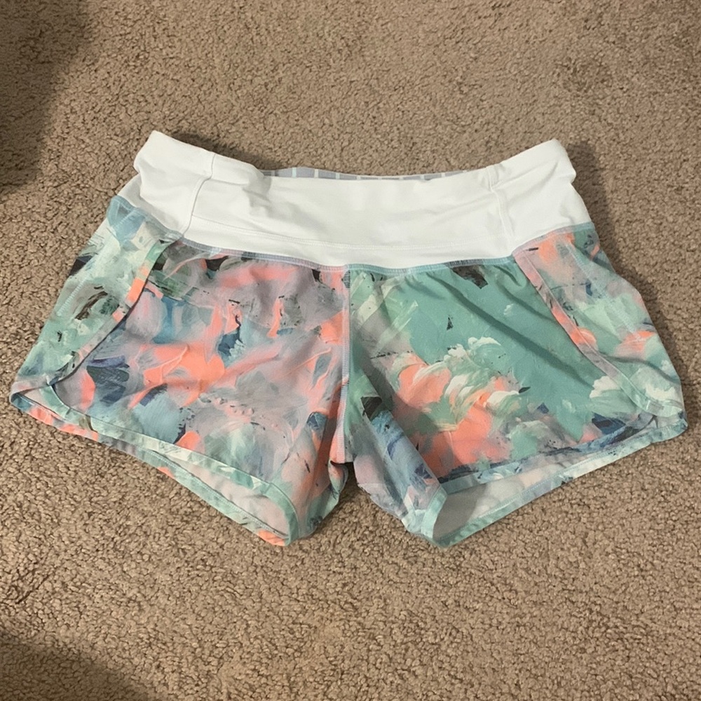 Lululemon speed up shorts size 4